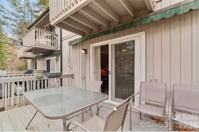 125 Winchester Drive, Waynesville, NC 28785 - Photo 2