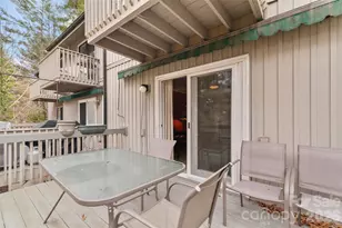 125 Winchester Dr, Waynesville, NC 28785 - Photo 2