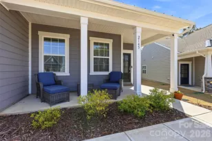2145 Bowie Stone Ct, Fort Mill, SC 29715 - Photo 2