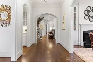 2837 Forest Dr, Charlotte, NC 28211 - Photo 6