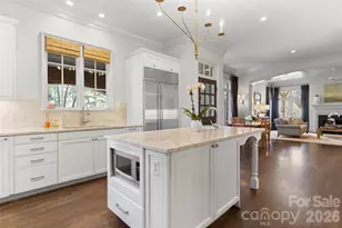 2837 Forest Dr, Charlotte, NC 28211 - Photo 14