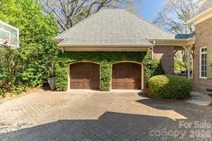 2837 Forest Dr, Charlotte, NC 28211 - Photo 38