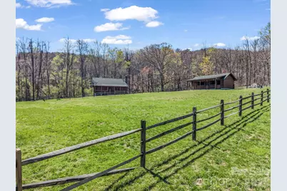 175 Pink Campbell Road, Landrum, SC 29356 - Photo 6