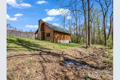 175 Pink Campbell Road, Landrum, SC 29356 - Photo 10