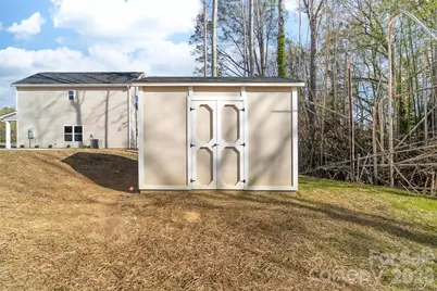 1128 N 14th Street, Bessemer City, NC 28016 - Photo 32