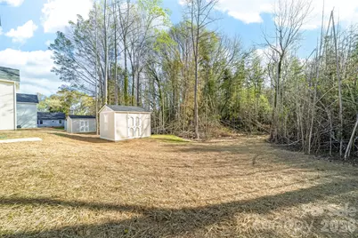 1128 N 14th Street, Bessemer City, NC 28016 - Photo 30