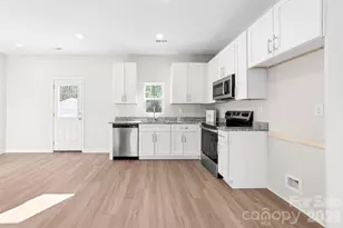 1128 N 14th St, Bessemer City, NC 28016 - Photo 10