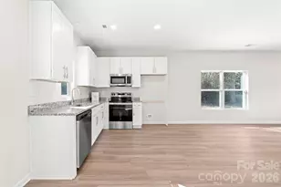 1128 N 14th St, Bessemer City, NC 28016 - Photo 12