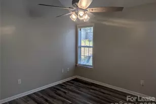 131 Diamond Dr, Mooresville, NC 28117 - Photo 14