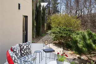 33 Robinson Creek Rd, Asheville, NC 28803 - Photo 38