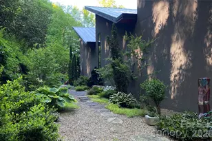 33 Robinson Creek Rd, Asheville, NC 28803 - Photo 24
