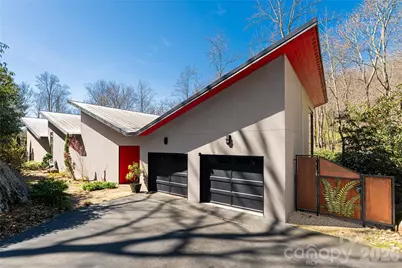 33 Robinson Creek Road, Asheville, NC 28803 - Photo 2