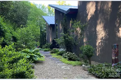 33 Robinson Creek Road, Asheville, NC 28803 - Photo 10