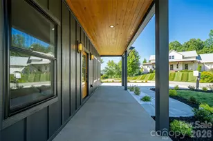 253 Eagles Eye Dr, Hendersonville, NC 28792 - Photo 38