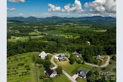 253 Eagles Eye Drive, Hendersonville, NC 28792 - Photo 28