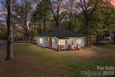 606 Townsend Avenue, Gastonia, NC 28052 - Photo 1
