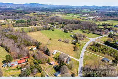 3554 US Hwy 64 90 Highway W, Taylorsville, NC 28681 - Photo 14