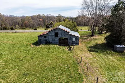 3554 US Hwy 64 90 Highway W, Taylorsville, NC 28681 - Photo 8