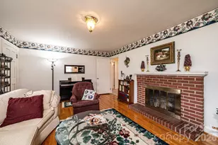 3554 US Hwy 64 90 Hwy W, Taylorsville, NC 28681 - Photo 18