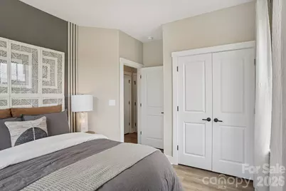 7048 Westrow Avenue, Charlotte, NC 28278 - Photo 14