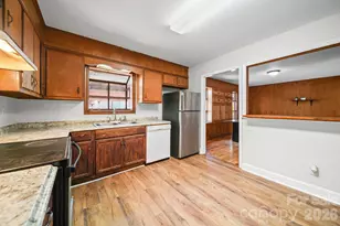 5833 Amity Pl, Charlotte, NC 28212 - Photo 4