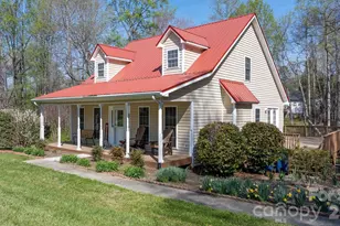 203 Nottingham Dr, Maiden, NC 28650 - Photo 2