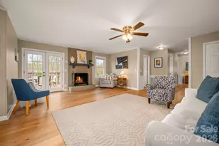 820 E Brookwood Dr, Landrum, SC 29356 - Photo 4