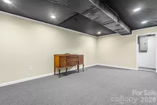 1270 Berra Pl, Hickory, NC 28602 - Photo 28