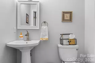 1270 Berra Pl, Hickory, NC 28602 - Photo 20