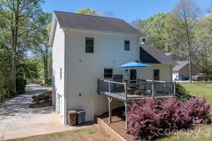 1270 Berra Pl, Hickory, NC 28602 - Photo 40