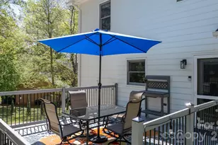 1270 Berra Pl, Hickory, NC 28602 - Photo 36