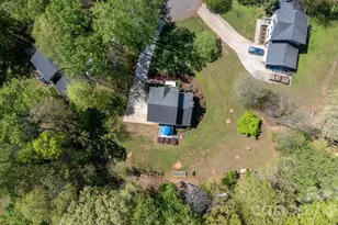 1270 Berra Pl, Hickory, NC 28602 - Photo 42