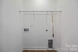 7028 Westrow Ave, Charlotte, NC 28278 - Photo 16