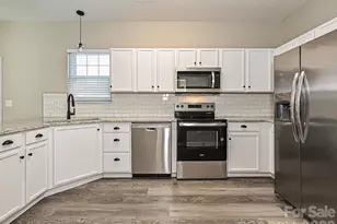 1140 Hannah Rae Ct, Charlotte, NC 28214 - Photo 10