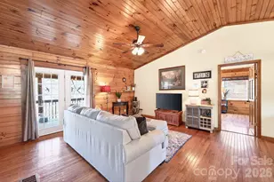 8 Blue Sky Dr, Leicester, NC 28748 - Photo 18