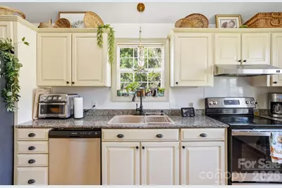 6046 Windjammer Drive, Tega Cay, SC 29708 - Photo 18