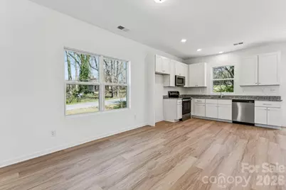 420 N 9th Street, Bessemer City, NC 28016 - Photo 10