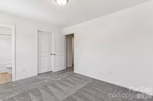 420 N 9th St, Bessemer City, NC 28016 - Photo 18