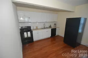 1537 Hawthorne Ln, Charlotte, NC 28205 - Photo 10