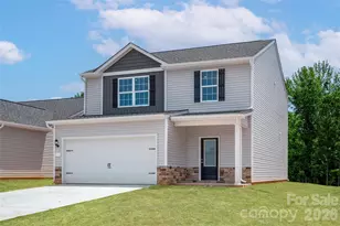 3411 Robindale Dr, Winston Salem, NC 27107 - Photo 2