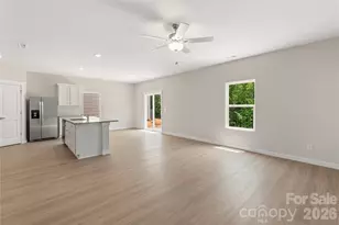 3411 Robindale Dr, Winston Salem, NC 27107 - Photo 6