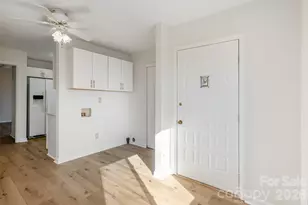 3113 Primrose Dr, Hendersonville, NC 28792 - Photo 12