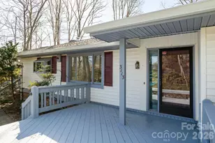 3113 Primrose Dr, Hendersonville, NC 28792 - Photo 4