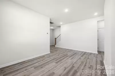 7024 Maple Run Circle, Charlotte, NC 28215 - Photo 10