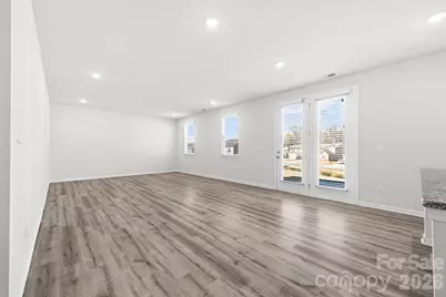 7024 Maple Run Circle, Charlotte, NC 28215 - Photo 16