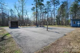 104 Stonewood Estates Dr, Cherryville, NC 28021 - Photo 38