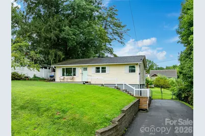 11 Oakley Dogwood Drive, Asheville, NC 28803 - Photo 2