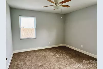 4264 Nc 10 Highway W, Hickory, NC 28602 - Photo 10