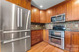 113 Cardinal Dr, Franklin, NC 28734 - Photo 12