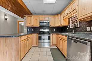 113 Cardinal Dr, Franklin, NC 28734 - Photo 34